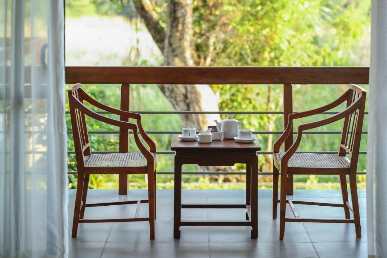 Manthila Hotel Anuradhapura Dış mekan fotoğraf