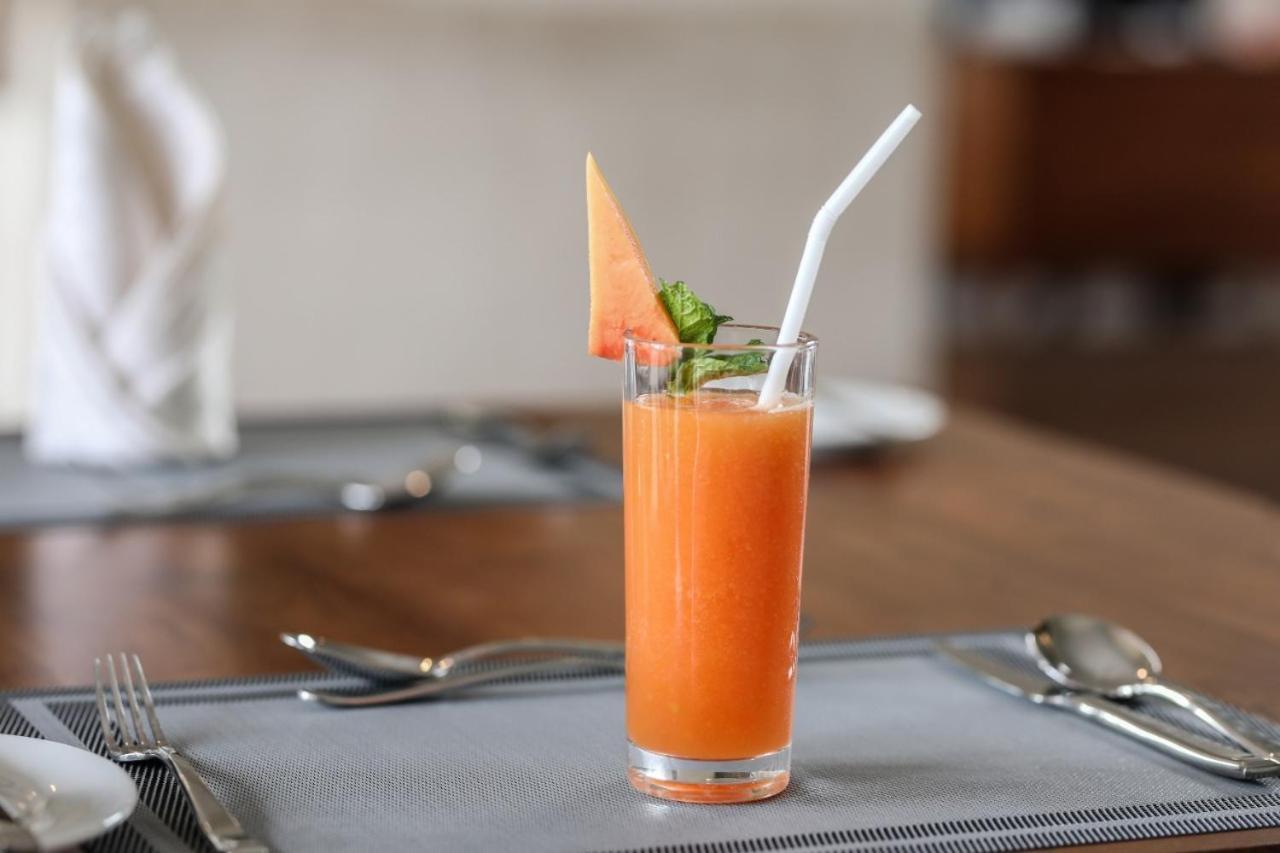 Manthila Hotel Anuradhapura Dış mekan fotoğraf